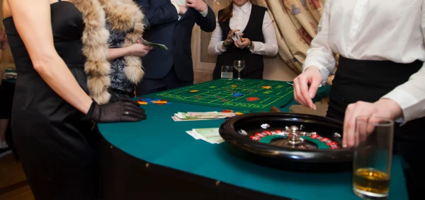 Formación en Ruleta Europea, Ruleta Americana, Black Jack, Poker Caribeño, Texas Hold'Em No Limit